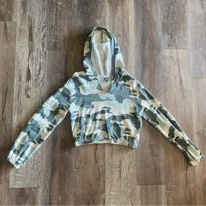 Cropped target cameo sweatshirt